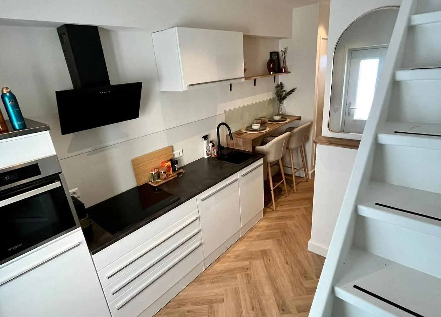 Tiny House In Center Aalsmeer I Close To Schiphol & Amsterdam 0*,