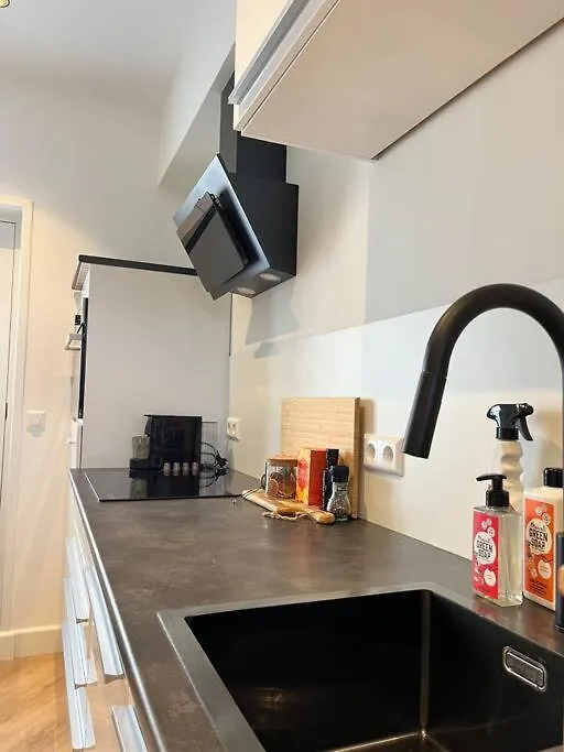Tiny House In Center Aalsmeer I Close To Schiphol & Amsterdam