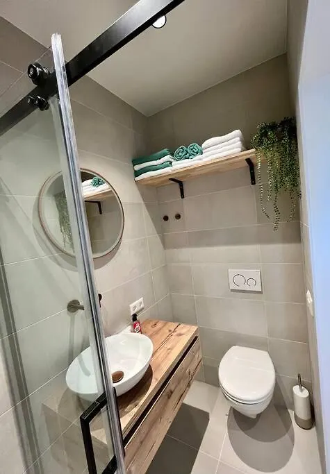 Apartment Tiny House In Center Aalsmeer I Close To Schiphol & Amsterdam