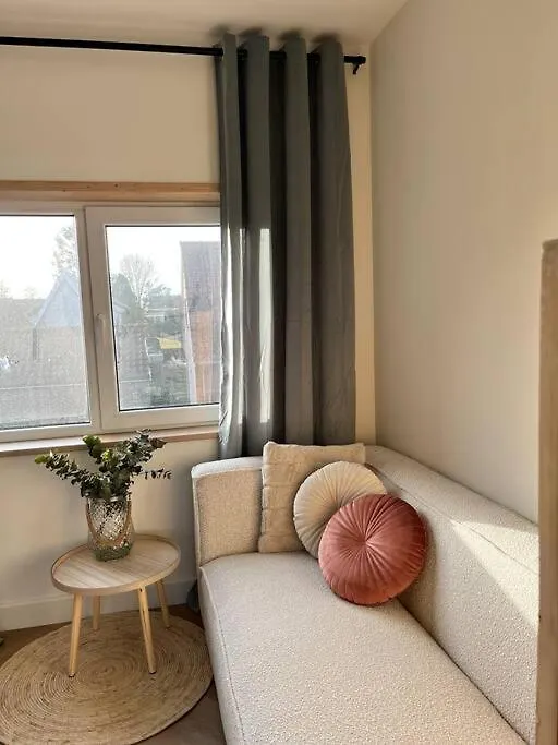 Tiny House In Center Aalsmeer I Close To Schiphol & Amsterdam Apartment